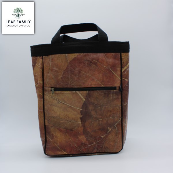 Vegane und nachhaltige Rucksacktasche aus Teakblättern