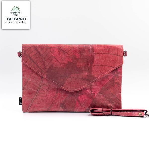 Vegane und nachhaltige Tasche / Clutch groß und flach aus Teakblättern