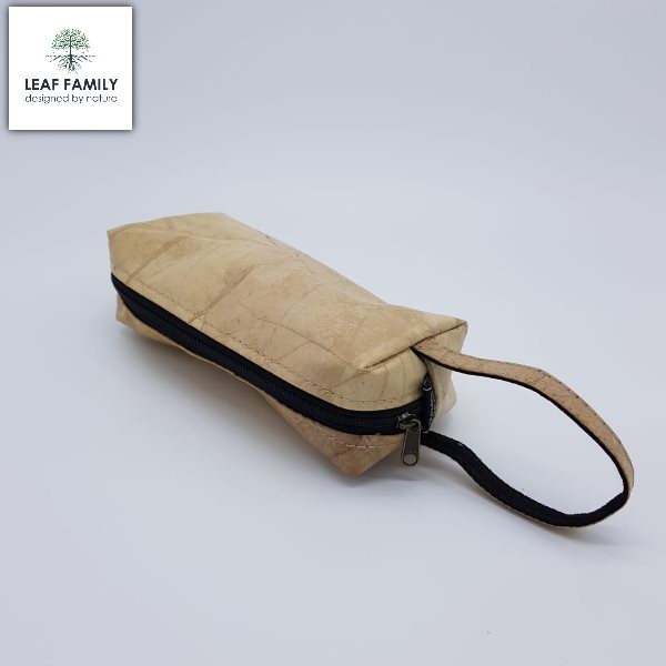 Vegane und nachhaltige Kosmetiktasche lang aus Teakblatt