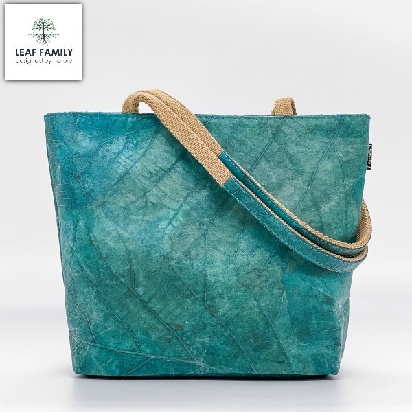 Vegane und nachhaltige Handtasche für Damen aus Teakblättern